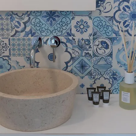 Mare Versus Luxury 4*