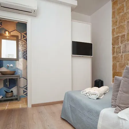 Mare Versus Luxury Bed and Breakfast 4*