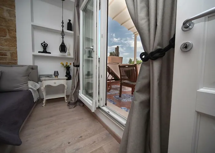 Mare Versus Luxury Panzió Barletta